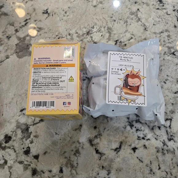 POP MART: Wacky Mart Labubu Figurine: Canned Sardines - Picture 4 of 4